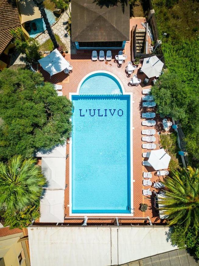Hotel L'Ulivo Джирасоле Екстериор снимка