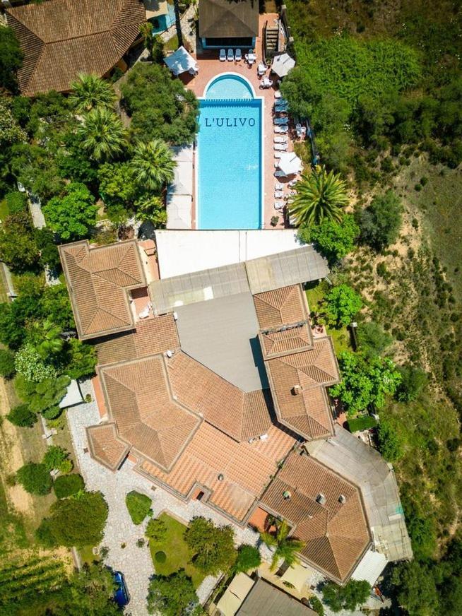 Hotel L'Ulivo Джирасоле Екстериор снимка