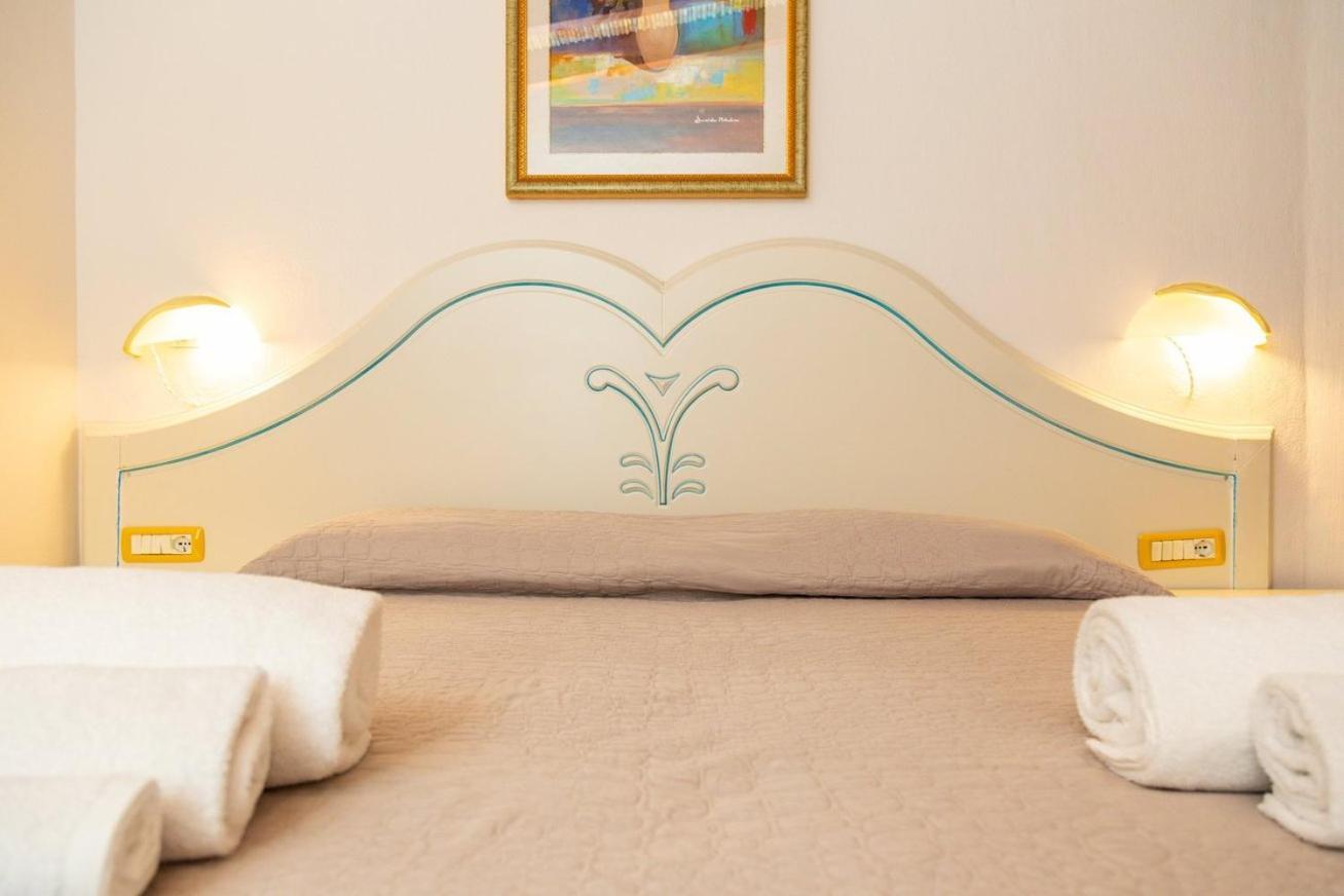 Hotel L'Ulivo Джирасоле Екстериор снимка